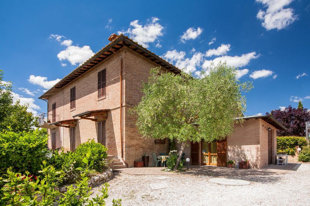 Agriturismo Podere Camollia Costalpino Exterior foto
